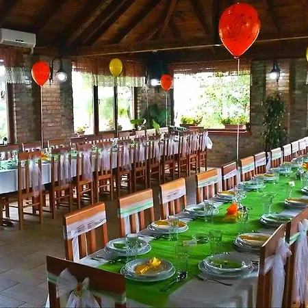 Vendégház Salas Tatic Turja