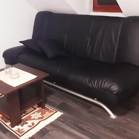 Vendégház Salas Tatic Turja